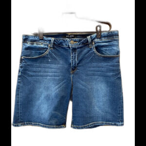 Max Jeans Denim Shorts Bermuda Walking Plus Size 16 1% Spandex Distressed